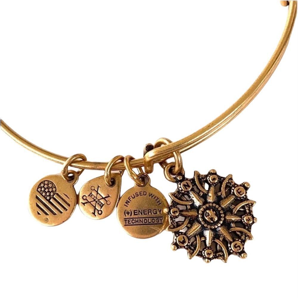 EUC Alex and Ani goldtone compass charm bracelet